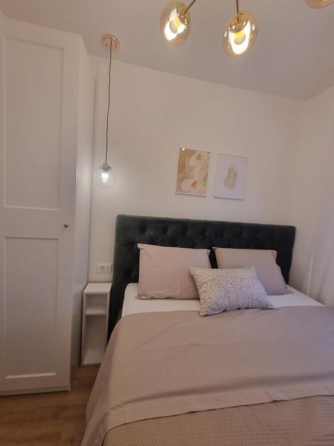 Apartment With View On City Marine Zadar Exterior foto